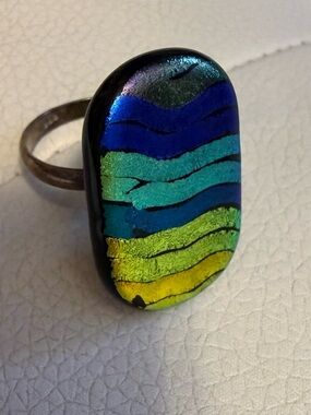 Dichroic Glass Wave Ring — Multicolor Blue Green Yellow